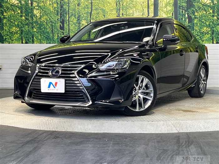 2020 Lexus IS