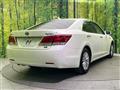 2013 Toyota Crown Hybrid