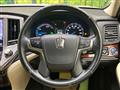 2013 Toyota Crown Hybrid