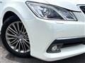 2013 Toyota Crown Hybrid