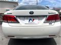 2013 Toyota Crown Hybrid