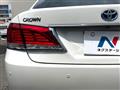 2013 Toyota Crown Hybrid
