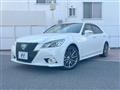 2013 Toyota Crown Hybrid