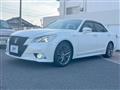 2013 Toyota Crown Hybrid