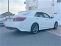 2013 Toyota Crown Hybrid