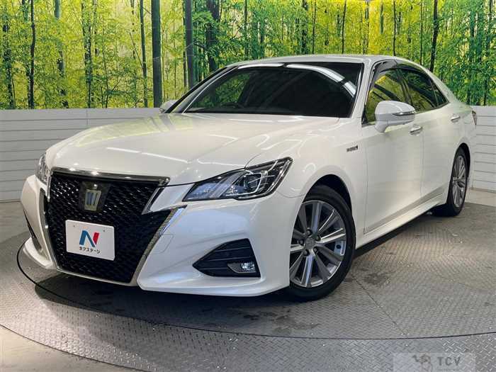 2015 Toyota Crown Hybrid