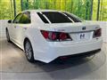 2015 Toyota Crown Hybrid