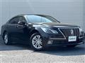 2014 Toyota Crown Hybrid