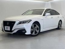 2018 Toyota Crown Hybrid