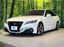 2019 Toyota Crown Hybrid
