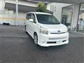 2008 Toyota Voxy