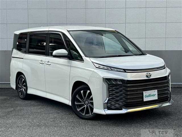 2025 Toyota Voxy