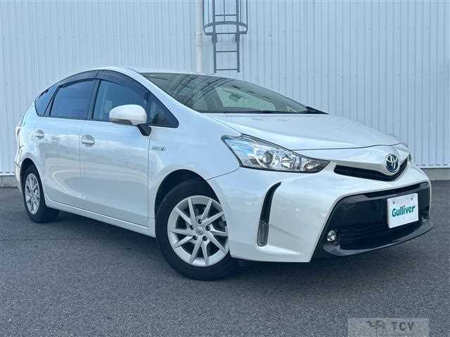 2015 Toyota PRIUS α