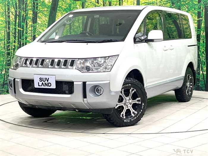 2013 Mitsubishi Delica D5
