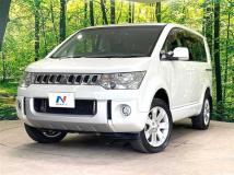 2009 Mitsubishi Delica D5