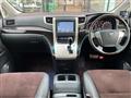 2013 Toyota Alphard