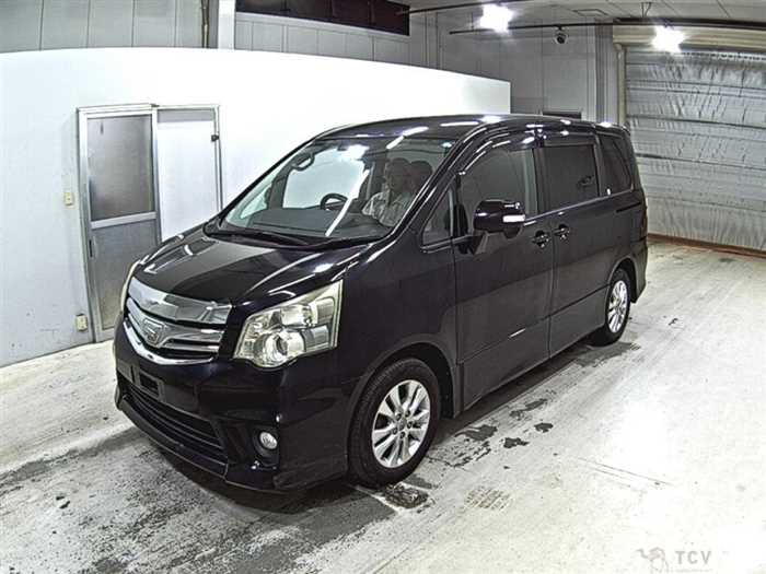 2011 Toyota Noah