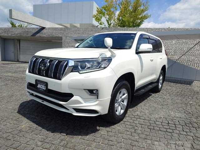 2022 Toyota Land Cruiser Prado