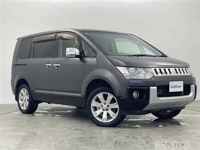 2016 Mitsubishi Delica D5