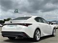 2021 Lexus IS