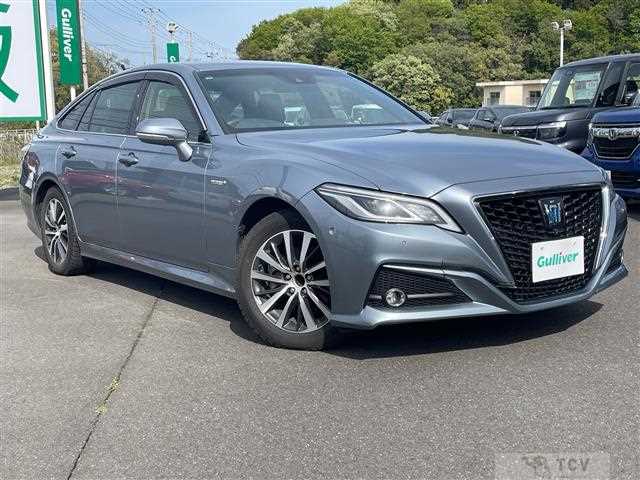 2018 Toyota Crown Hybrid