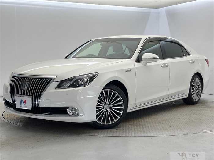 2016 Toyota Crown Majesta