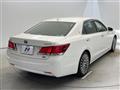 2016 Toyota Crown Majesta
