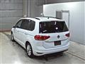 2016 Volkswagen Golf Touran