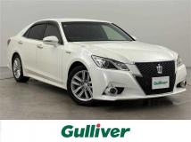 2014 Toyota Crown Hybrid