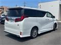 2022 Toyota Alphard Hybrid
