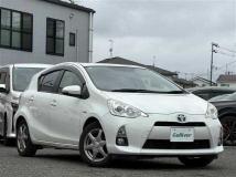 2013 Toyota AQUA