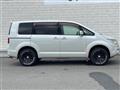 2008 Mitsubishi Delica D5
