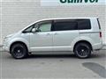 2008 Mitsubishi Delica D5
