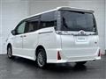 2016 Toyota Voxy