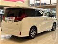 2017 Toyota Alphard Hybrid