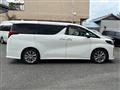 2021 Toyota Alphard