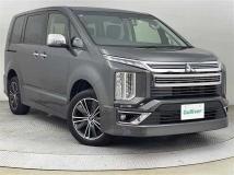2019 Mitsubishi Delica D5