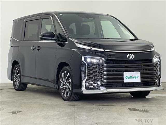2025 Toyota Voxy