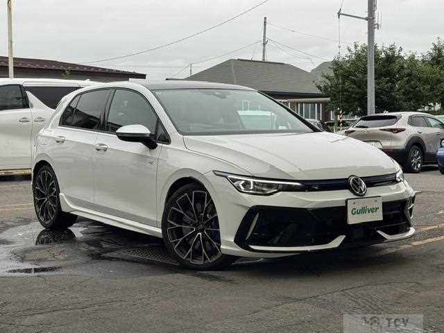 2025 Volkswagen Golf