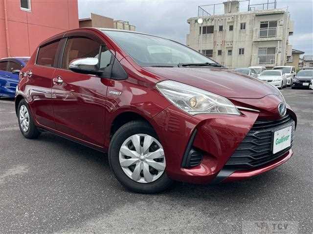 2017 Toyota Vitz