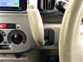 2011 Daihatsu Tanto