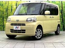 2011 Daihatsu Tanto