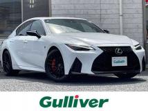 2021 Lexus IS