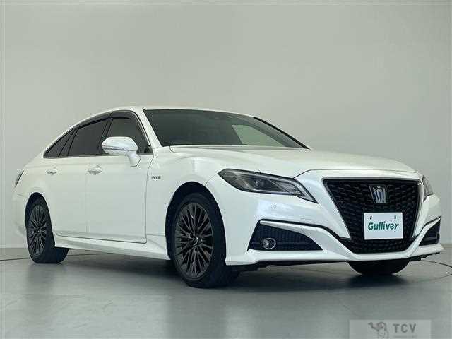 2020 Toyota Crown Hybrid