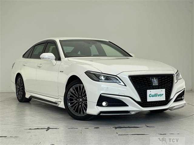 2020 Toyota Crown Hybrid