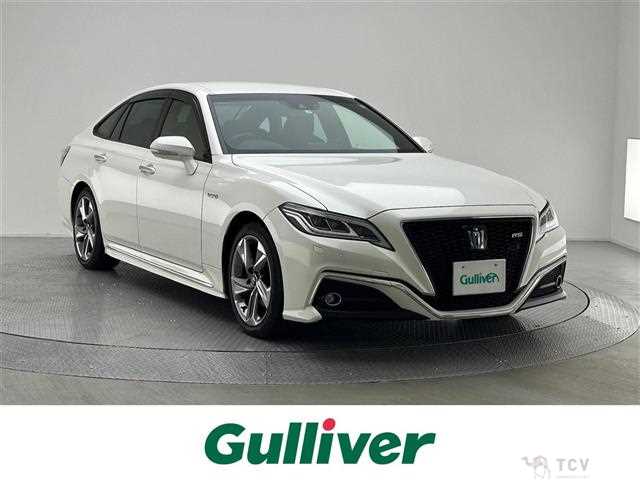 2019 Toyota Crown Hybrid