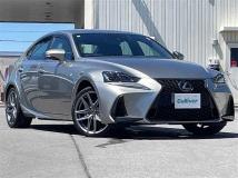 2017 Lexus IS