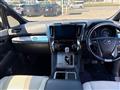 2019 Toyota Alphard Hybrid