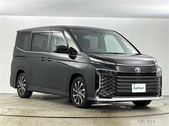 2023 Toyota Voxy