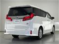 2022 Toyota Alphard Hybrid